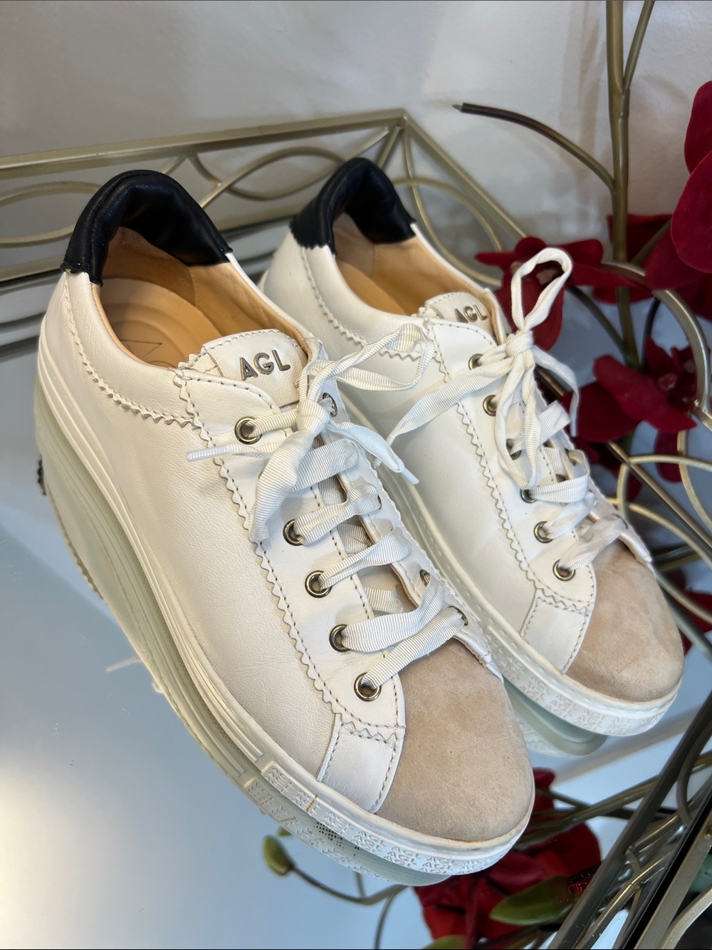 AGL White Leather Sneakers with Black Heel and Beige Suede Toe Size 38 (US 8)